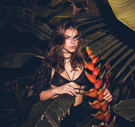 Fot Grafo Divulga Fotos Sensuais De Bruna Marquezine Veja