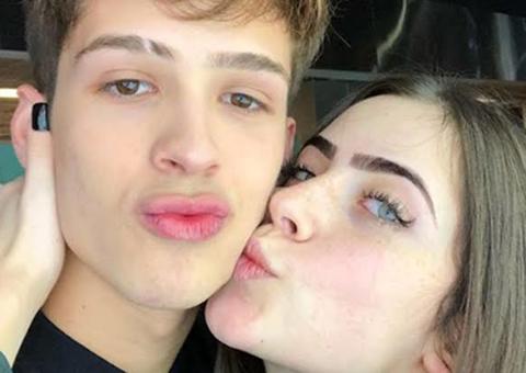 João Guilherme e Jade Picon fazem tatuagem romântica em local inusitado