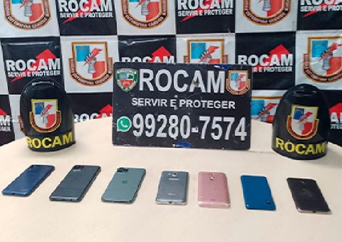 Trio é preso sete celulares roubados em arrastões em Manaus