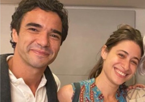 Casados Caio Blat comenta beijo de Luisa Arraes e filho de Cássia Eller