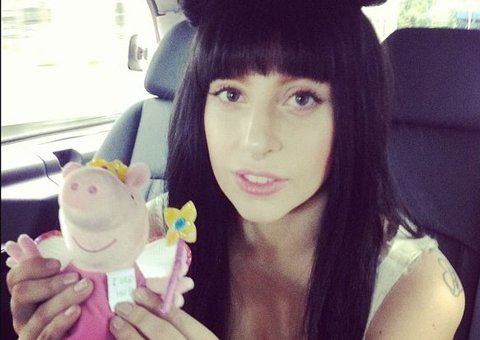 Lady Gaga Chora Ao Revelar Que Foi Dan Arina De Boate