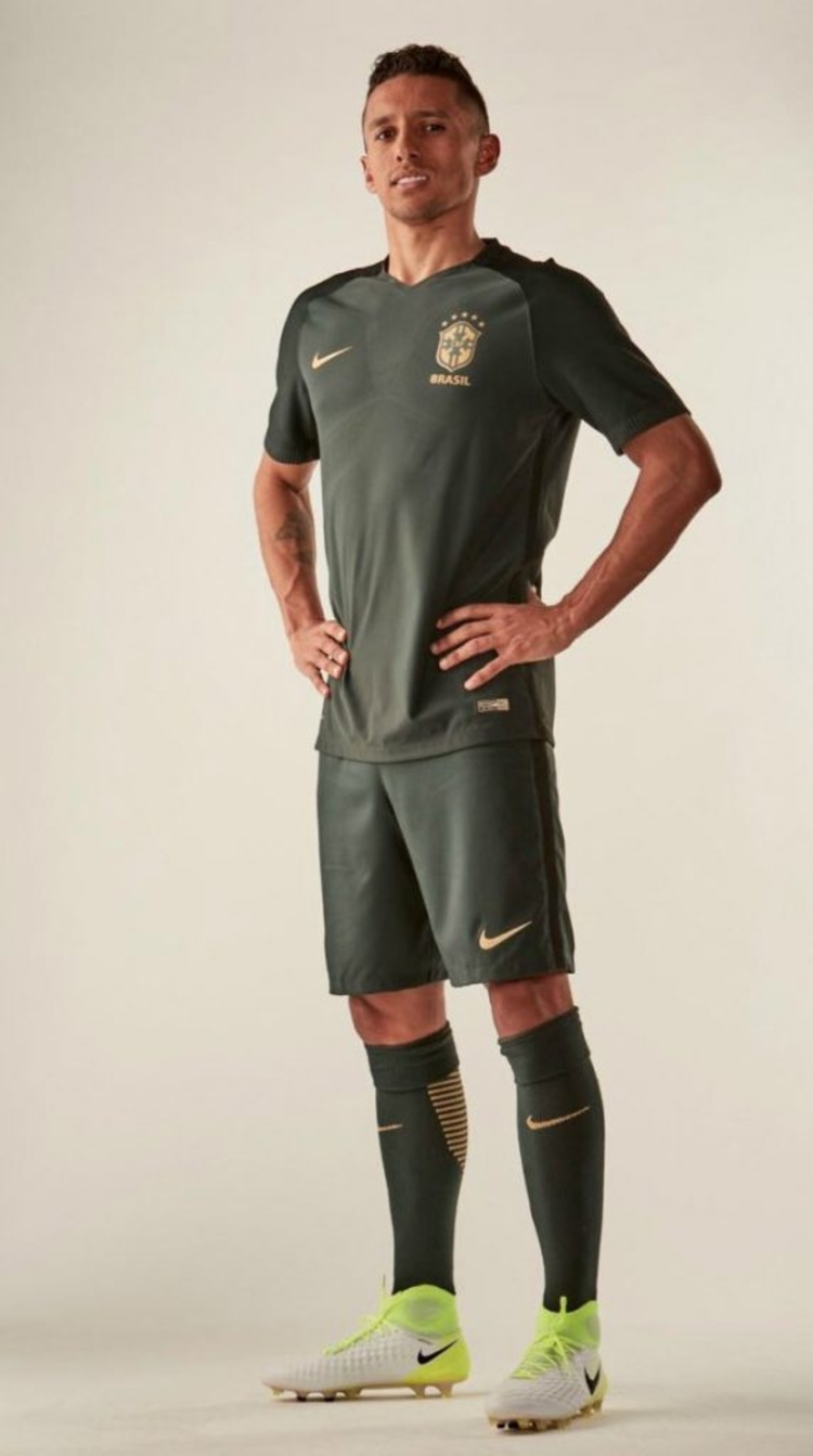 CBF apresenta novo uniforme com segunda camisa em tonalidade diferente -  Tribuna do Norte