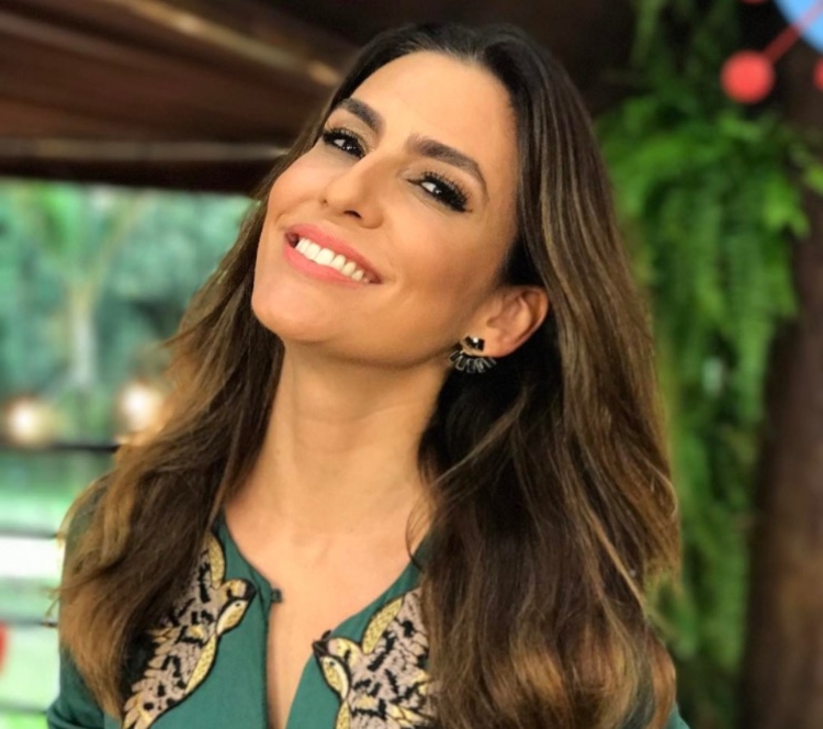 Apresentadora do 'Bake off Brasil', Ticiana Villas Boas diz que