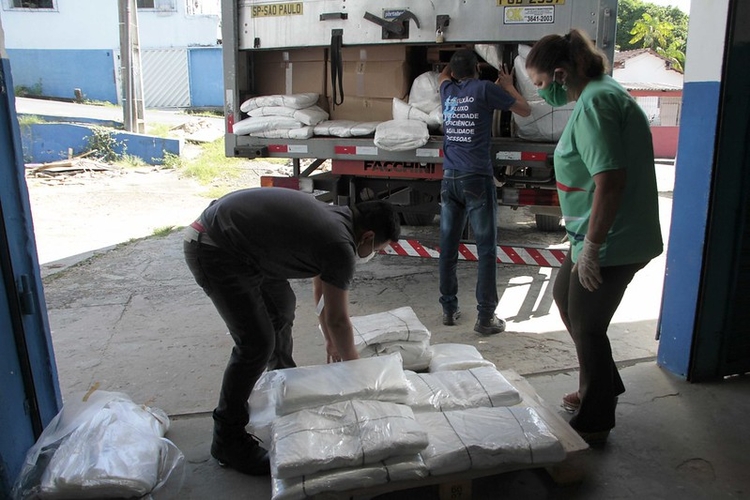 Roupas são destinadas ao público feminino - Foto: Altemar Alcântara/Semcom