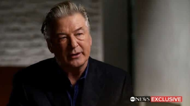 Alec Baldwin em entrevista a ABC/News - Imagem: Reprodução/ABC News