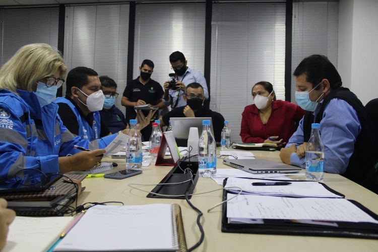 Execução do plano para distribuição da vacina começou nesta segunda-feira (18), em reunião do Comitê de Resposta Rápida em Manaus. Foto: Secom