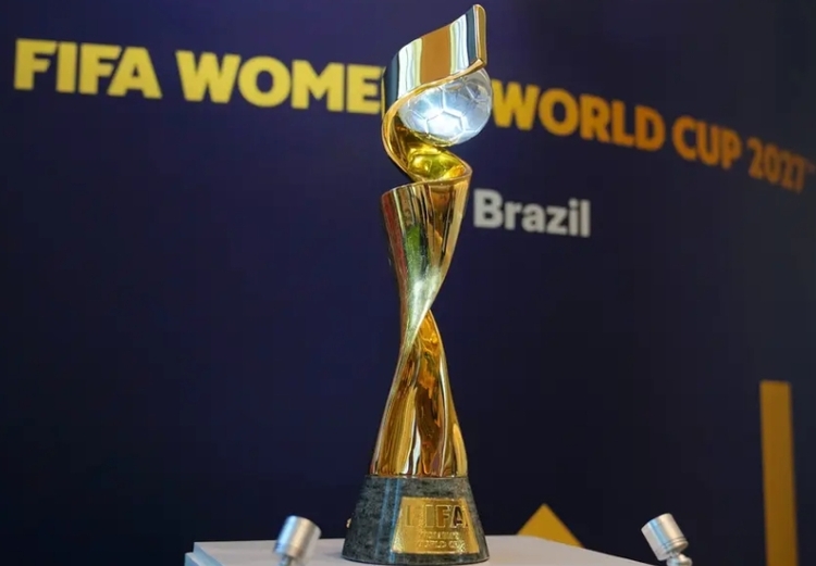 Troféu da Copa do Mundo Feminina, que será disputada no Brasil. Foto: Divulgação/ Fifa