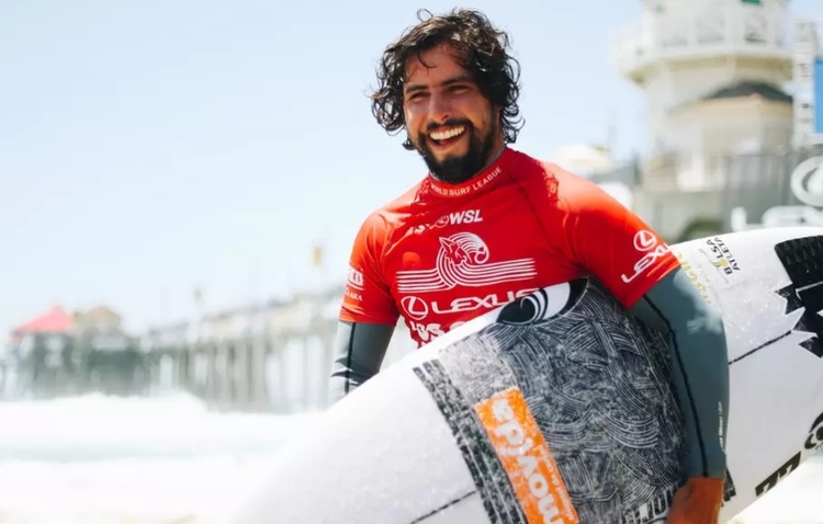 Ian Gouveia, brasileiro classificado ao CT de 2025 da WSL. Foto: Emma Sharon/ WSL