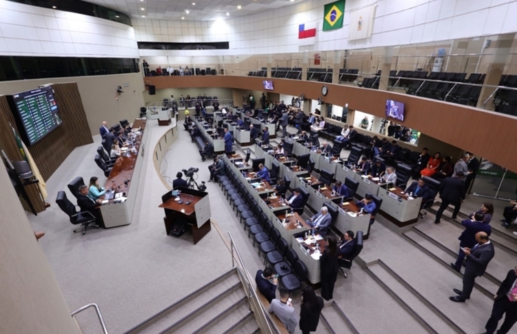 ereadores aprovaram a Lei Orçamentária Anual de 2025 - Foto: Mauro Pereira/CMM