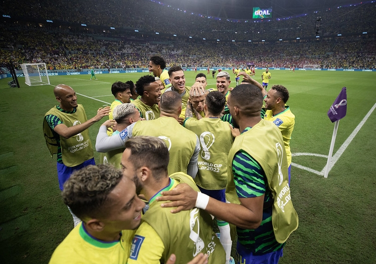 Copa 2022: Richarlison brilha, e Brasil vence Servia na estreia