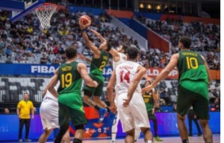 Brasil atropela Irã na primeira rodada da Copa do Mundo de