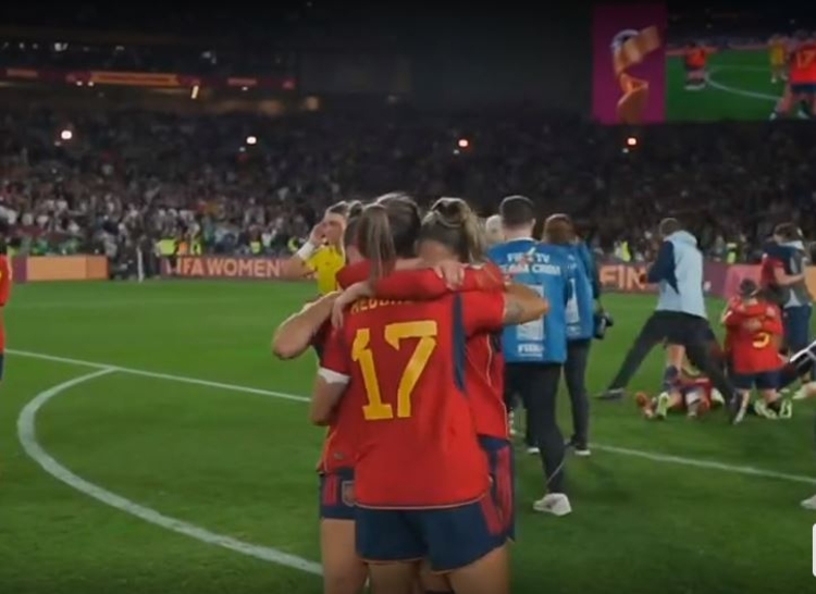 Espanha vence Inglaterra e comemora primeira Copa do Mundo feminina