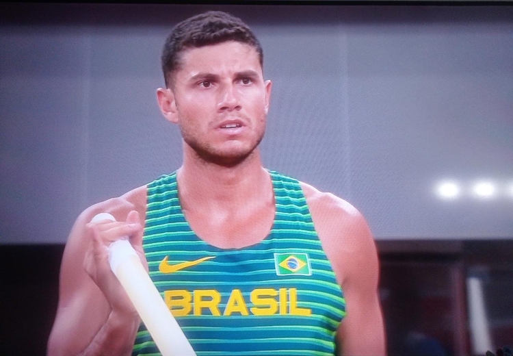 Thiago Braz ganha medalha de bronze para o Brasil no salto ...