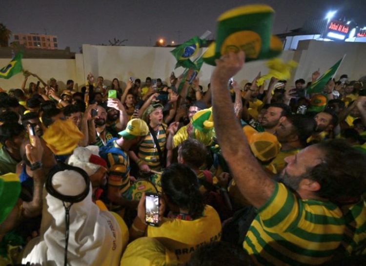 Torcedores recebem seleção no hotel The Westin - Foto: Divulgação/Fifa