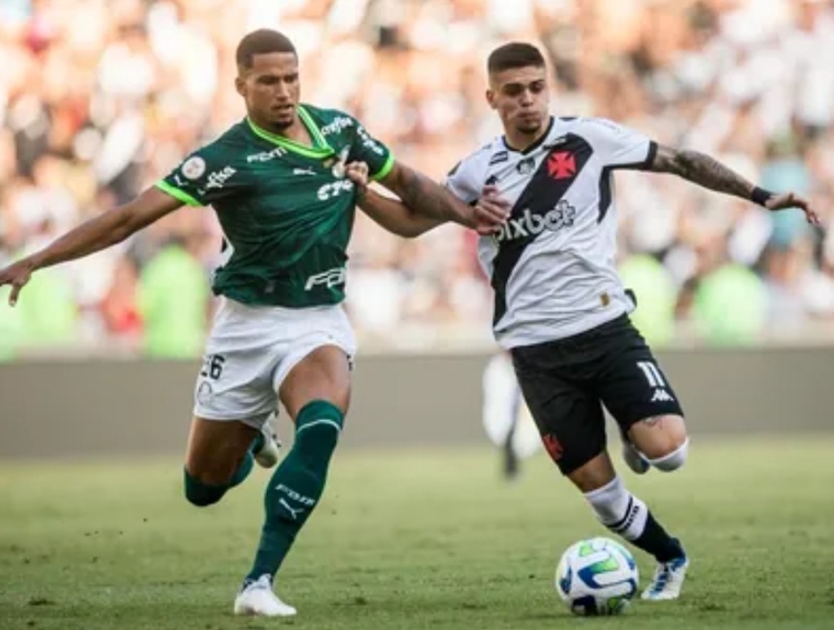 Corinthians busca empate contra o Goiás e vê Z-4 próximo