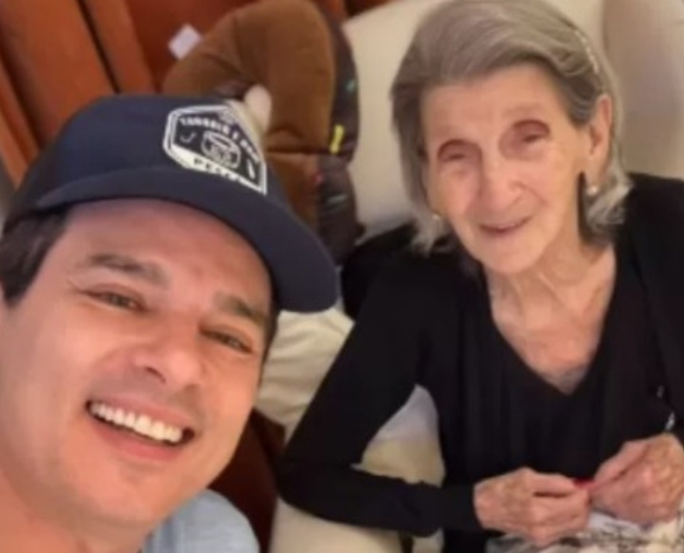 Celso Portiolli com a mãe dona Dibe - Foto: Reprodução/Instagram