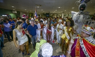 Prefeito recebe a Kamélia e abre oficialmente o Carnaval de Manaus