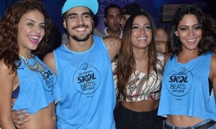 Caio Castro sensualiza com Anitta e é visto em clima de intimidade com Paloma Bernardi