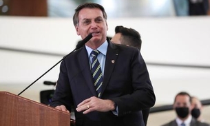 Bolsonaro diz que projeto sobre fake news não vai vingar e fala em possibilidade de veto