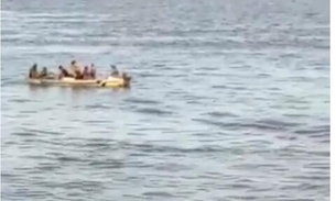 Embarcação com ribeirinhos afunda no Amazonas; veja vídeo 