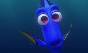 Procurando Dory: Peixinha azul brinca com o título do filme em novo teaser