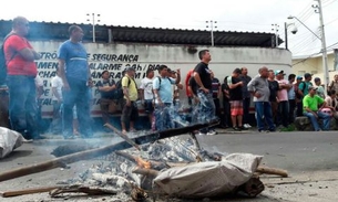 Vigilantes tornam a fazer manifestação por atraso nos pagamentos