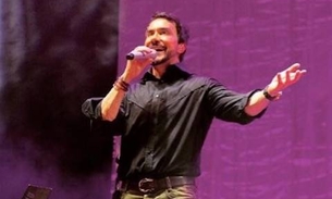  Padre Fábio de Melo lota Arena Amadeu Teixeira com show em Manaus 