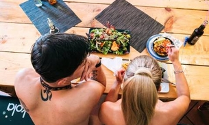 Conheça restaurantes que oferecem sexo e serviços bizarros