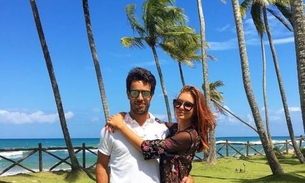 Marina Ruy Barbosa comemora 10 meses de namoro com piloto em cenário paradisíaco 