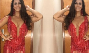 Viviane Araújo esbanja sensualidade com look para evento em Manaus