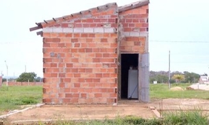 Homem constrói casa própria vendendo jujubas 