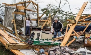   Tornado atinge cidade dos EUA e deixa pelo menos três mortos 