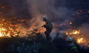 Chefe de bombeiros contesta versão do governo e diz que incêndio em Portugal foi criminoso