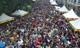 Banda da Bica arrasta milhares de foliões para Centro de Manaus