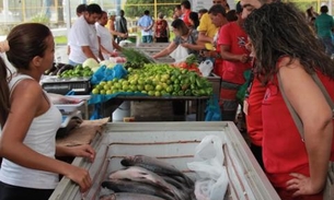  Feirão do Pescado ganha novo ponto e vende peixes a preço acessível em Manaus