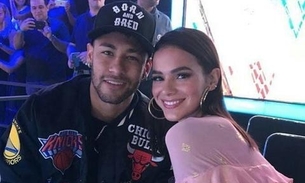 Neymar e Bruna Marquezine curtem final do The Voice Kids juntinhos