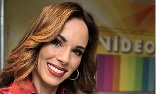 Em foto rara, Ana Furtado choca com semelhança com a irmã