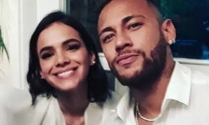 Em Paris, Bruna Marquezine evita posts com Neymar; veja fotos e vídeos do casal