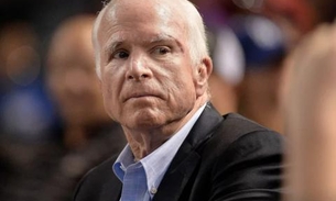 Senador republicano John McCain morre aos 81 anos nos EUA