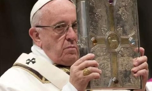Papa recomenda psiquiatria para crianças com 'tendências homossexuais'
