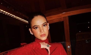  Em Veneza, Bruna Marquezine rouba a cena com look fatal milionário