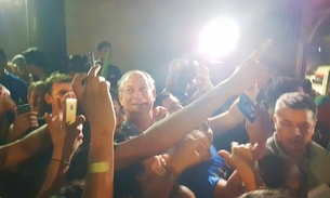  Ciro Gomes reúne multidão de apoiadores em visita a Manaus