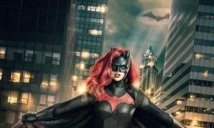 Suposta 1ª imagem de Batwoman mostra Ruby Rose com o traje da heroína