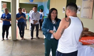 Mais de vinte internos recebem certificação profissional em presídio no Amazonas