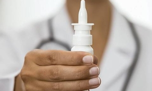 Médicos desenvolvem spray nasal que promete proteção contra meningite e gripe