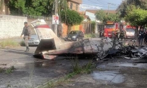 Aeronave cai em rua e mata uma pessoa