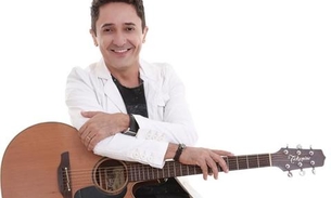 Show gratuito do Tom Cleber movimenta sexta-feira em Manaus