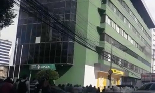 Vídeo: Funcionários da Semad evacuam prédio após incêndio em Manaus