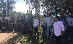 Motoristas que protestavam contra alto preço da gasolina são retirados pela Rocam em Manaus