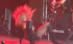 Joelma leva queda no palco durante show no Suriname; vídeo